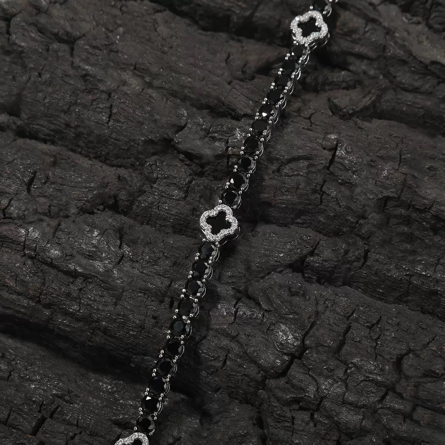 8mm Clover Tennis Link Bracelet - Panda