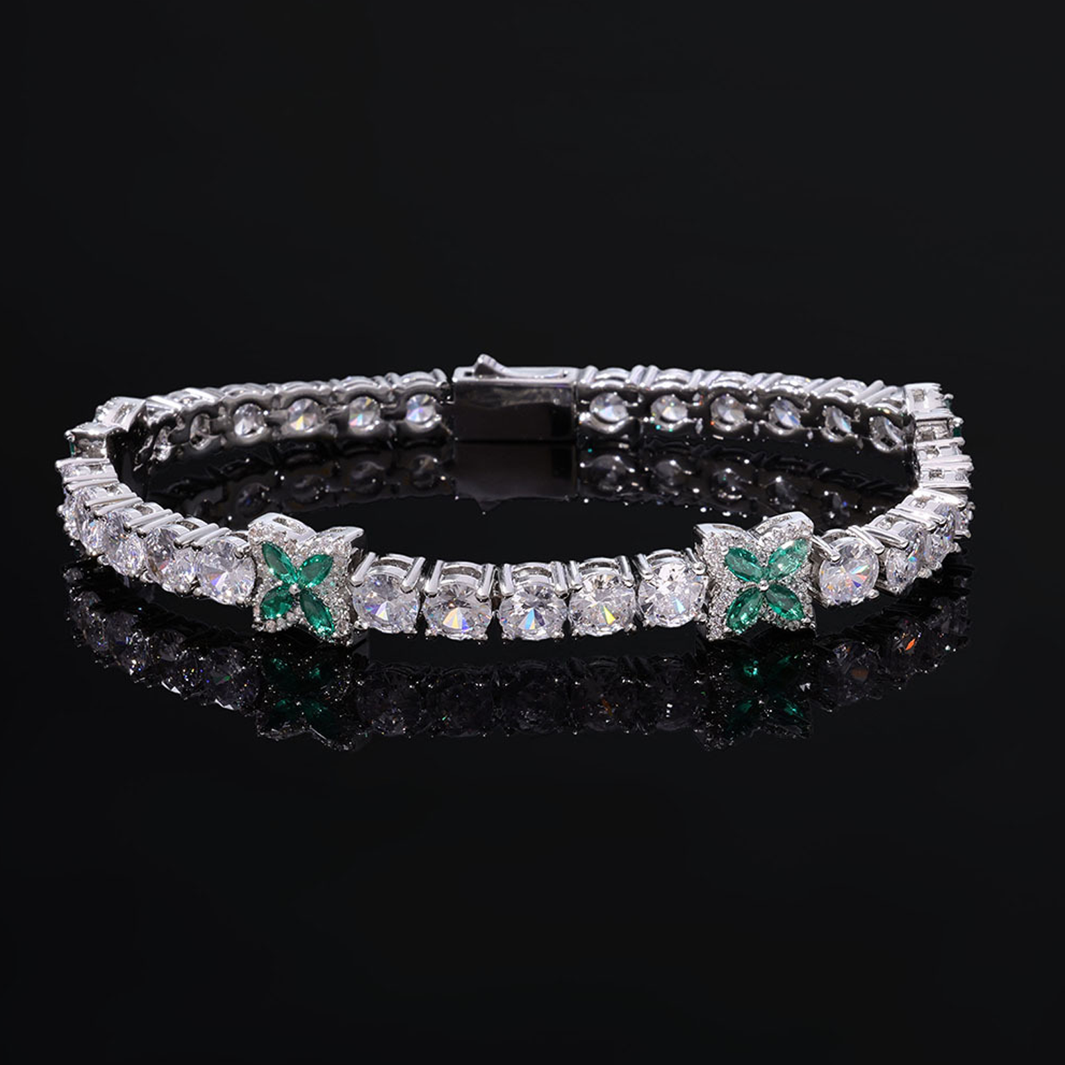 Iced Emerald Clover Tennis Link Bracelet - White Gold