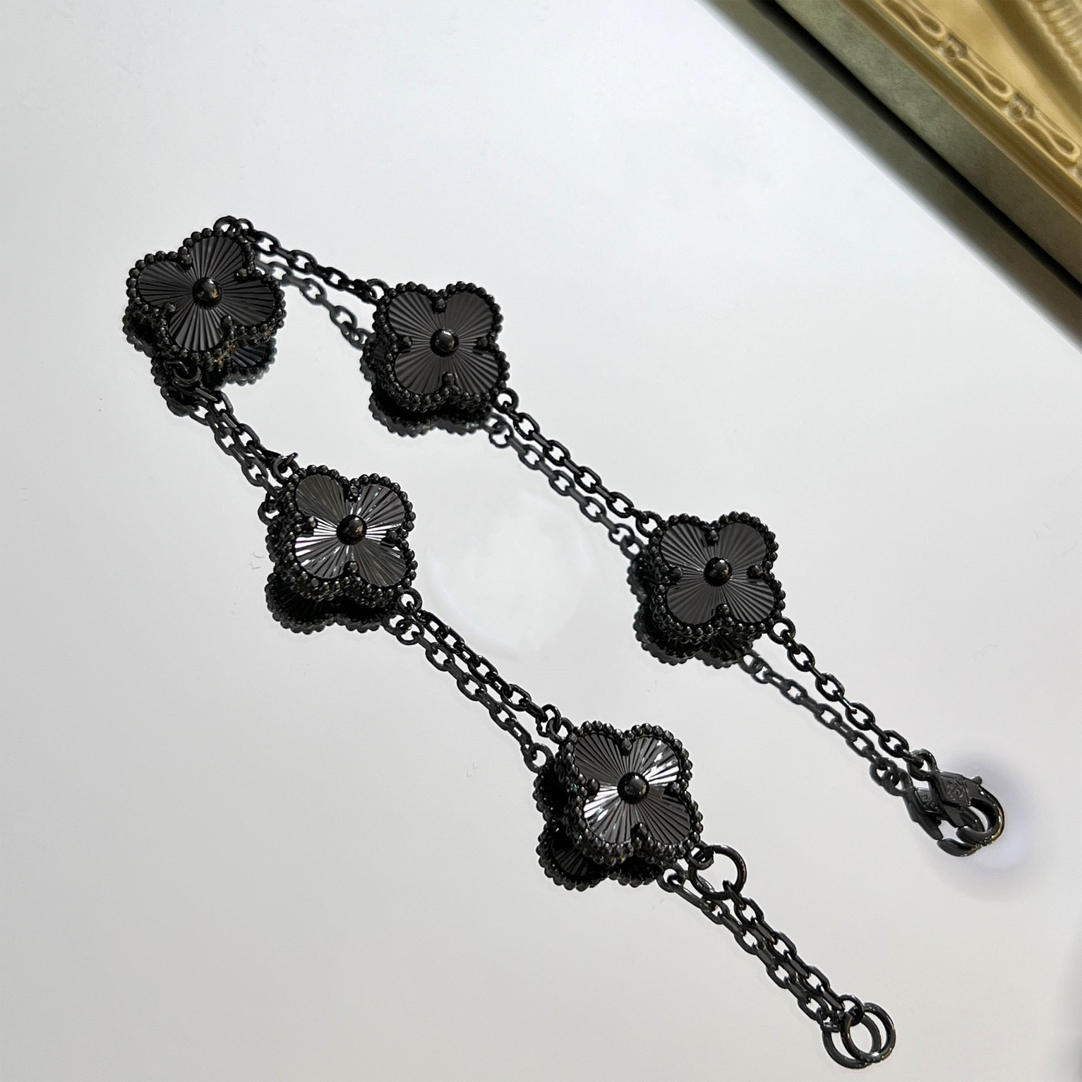 Silver Clover Bracelet - Full Black