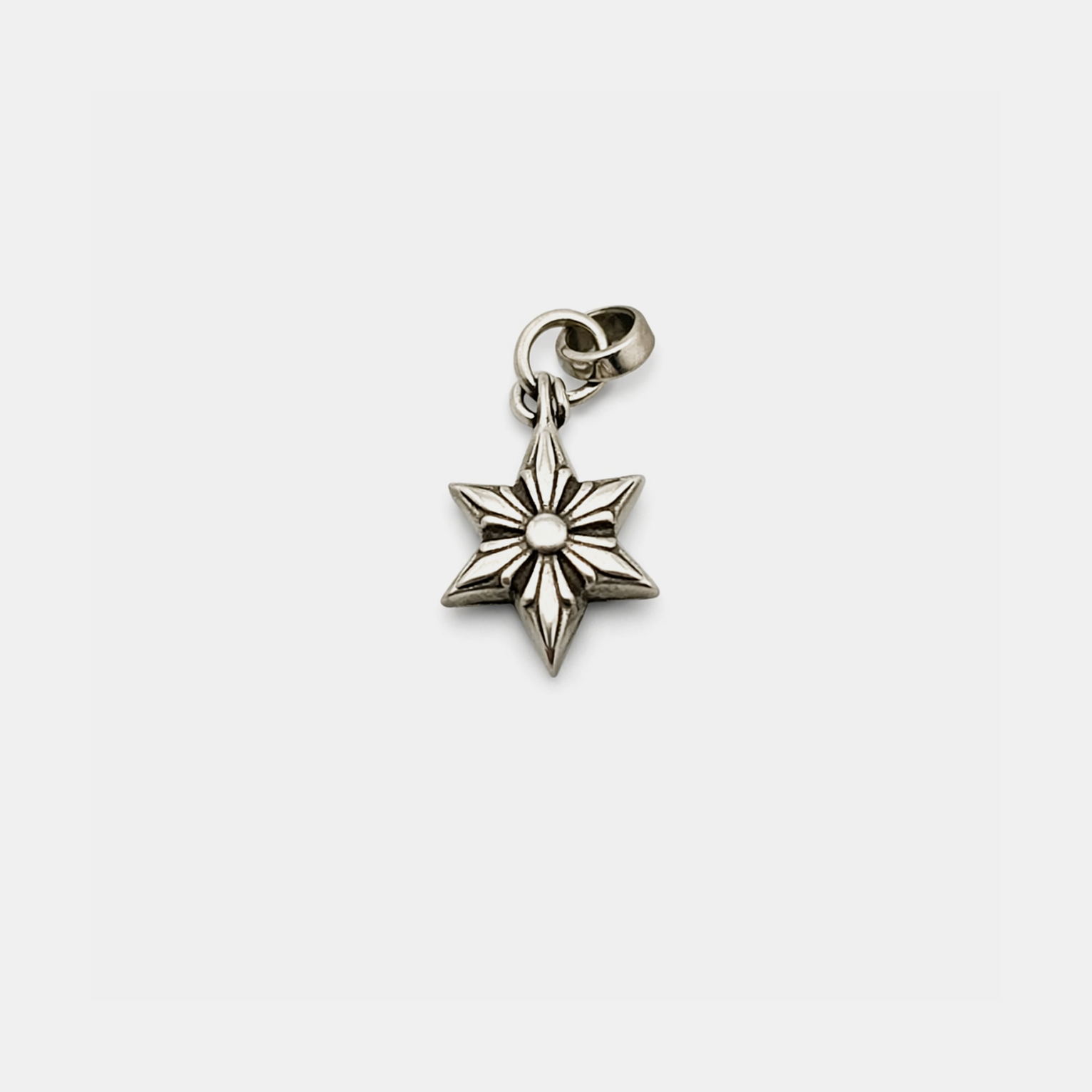 Gothic Floral Star Pendant - Silver