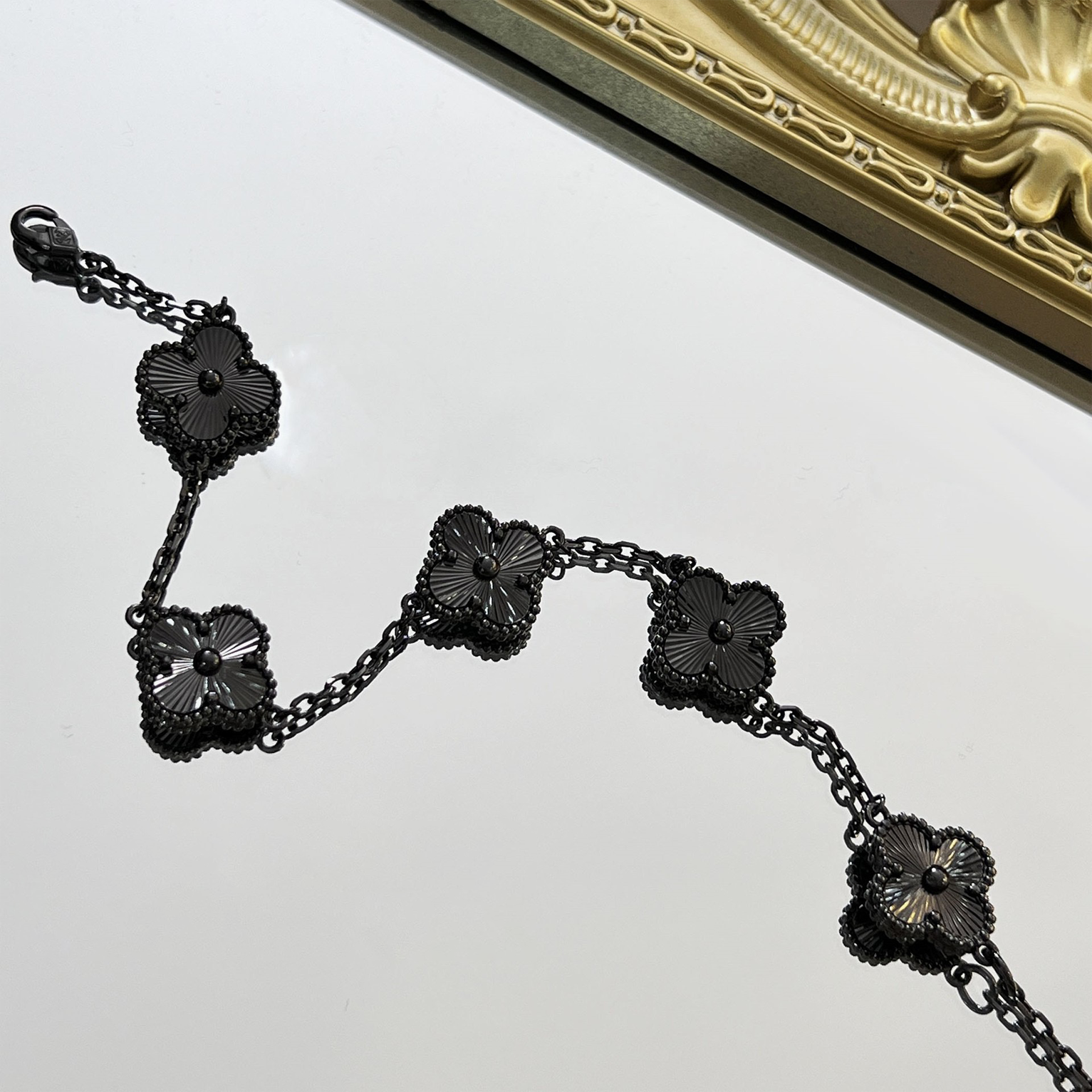 Silver Clover Bracelet - Full Black