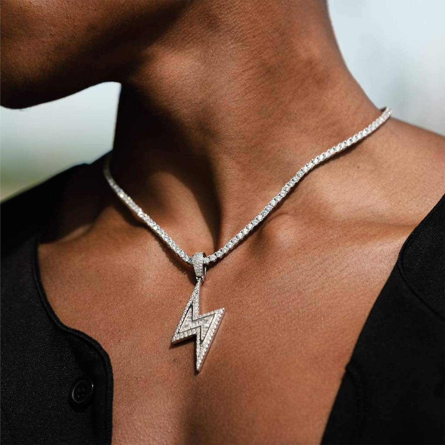 Baguette Bolt Pendant - White Gold
