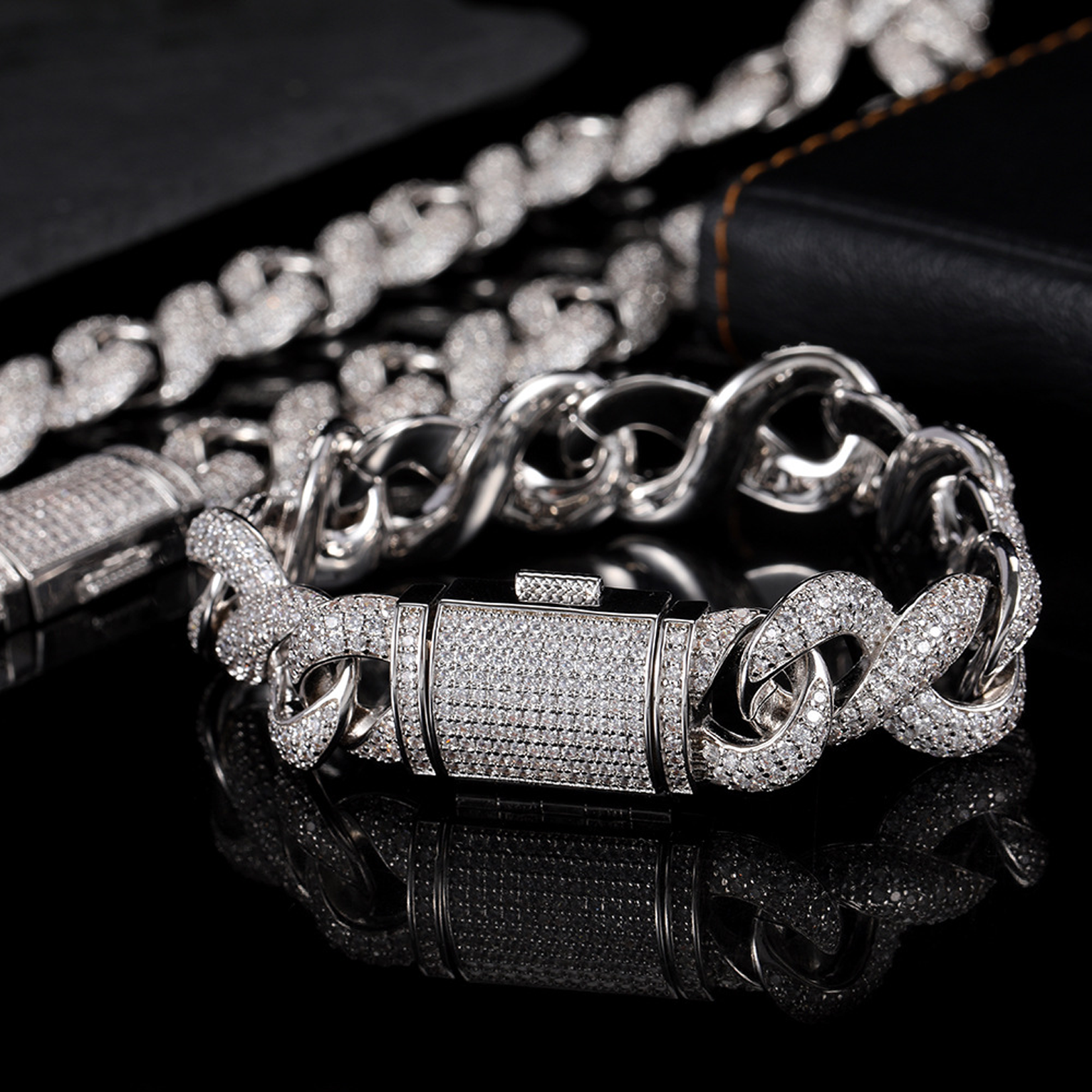 15mm Iced Infinity Cuban Bracelet - White Gold