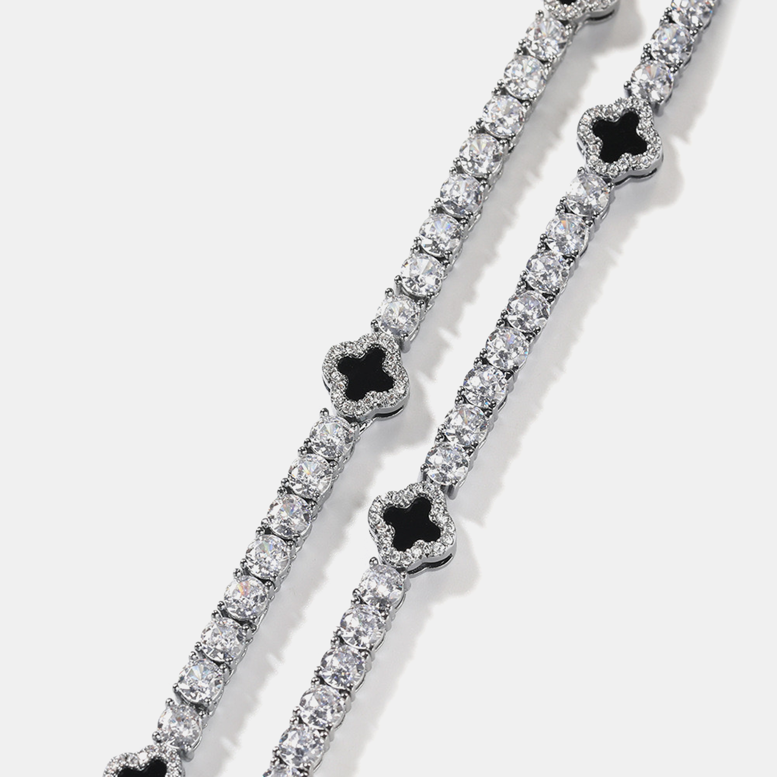 8mm Clover Tennis Link Bracelet - White Gold