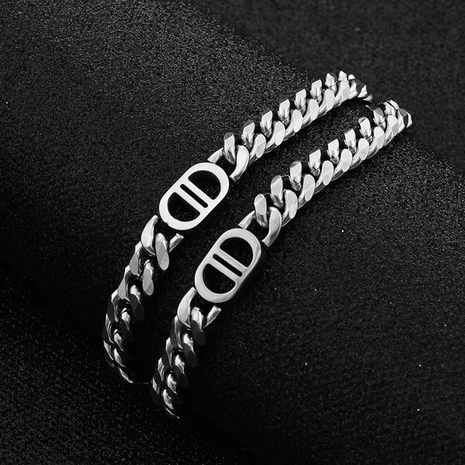 8mm Double D Miami Link Bracelet - White Gold