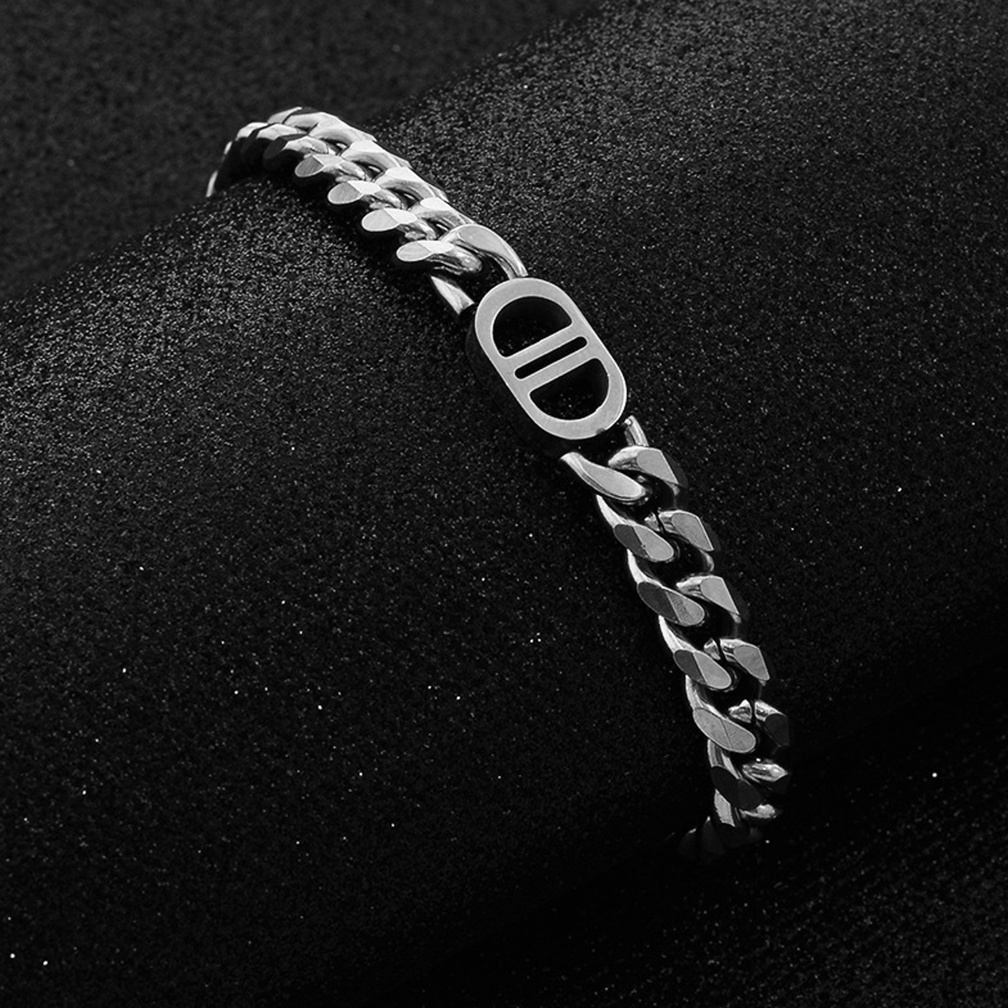 8mm Double D Miami Link Bracelet - White Gold