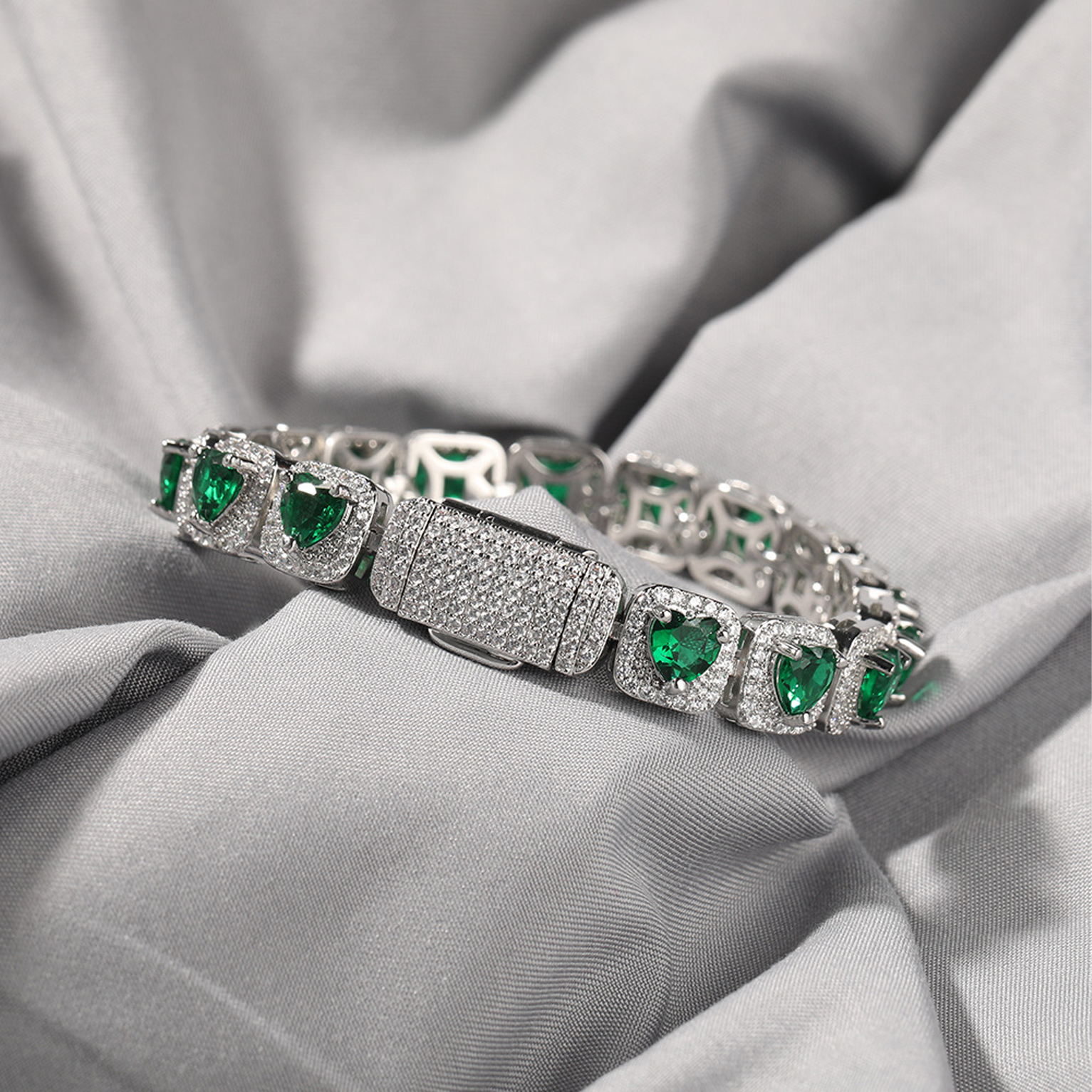 9mm Heart Colored Square Sugar Bracelet - White Gold