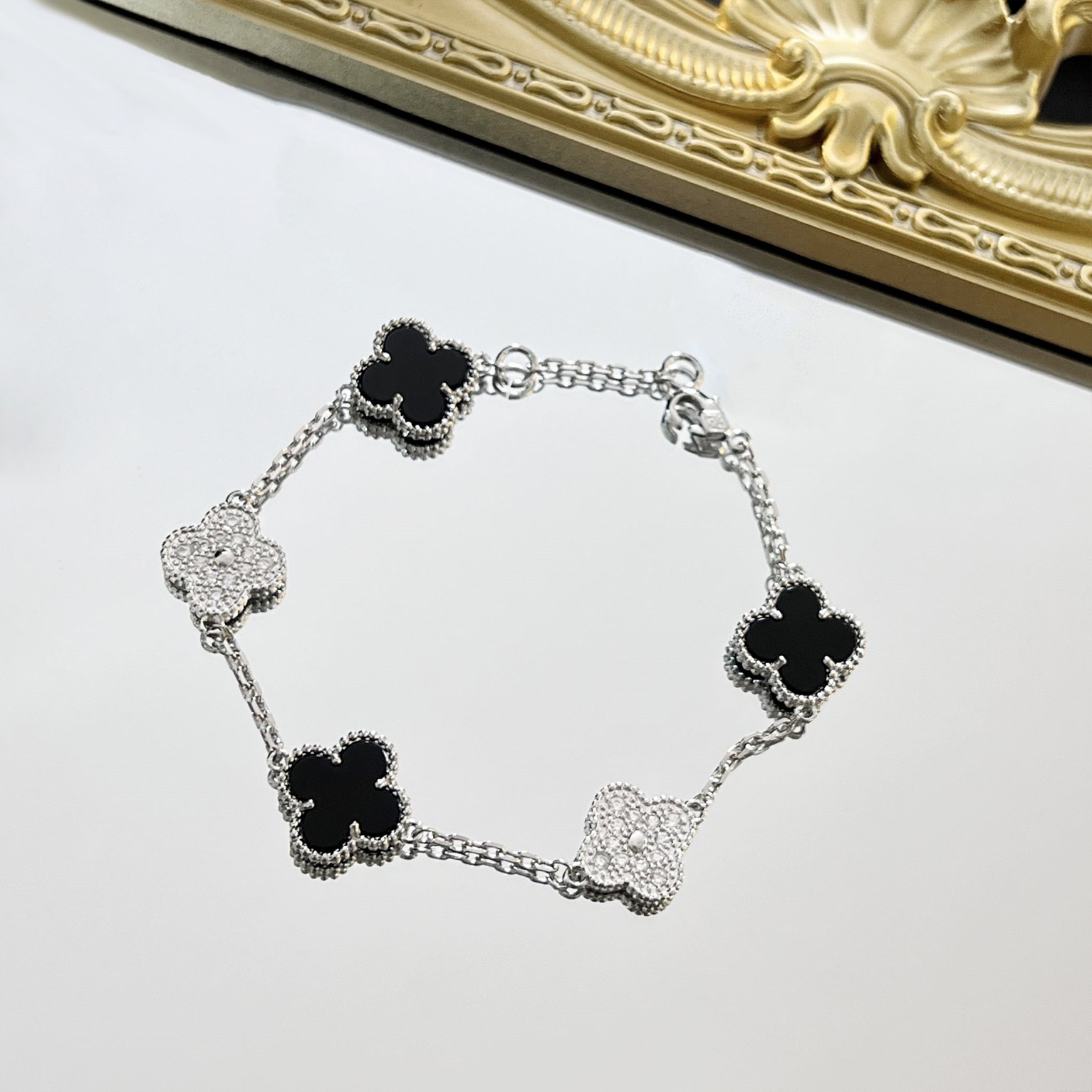 Silver Clover Bracelet - Panda