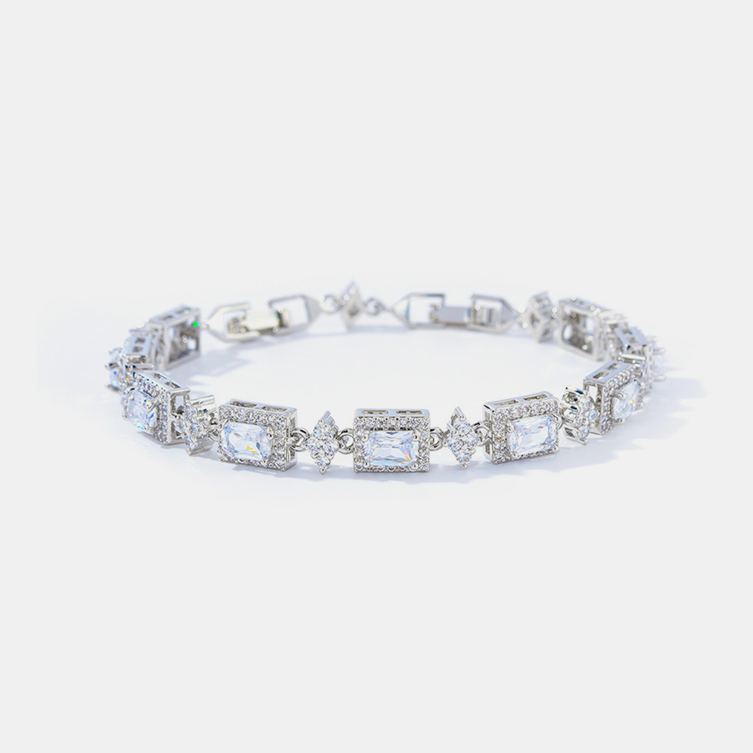 Starlight Gem Bracelet - White Gold (Preorder)