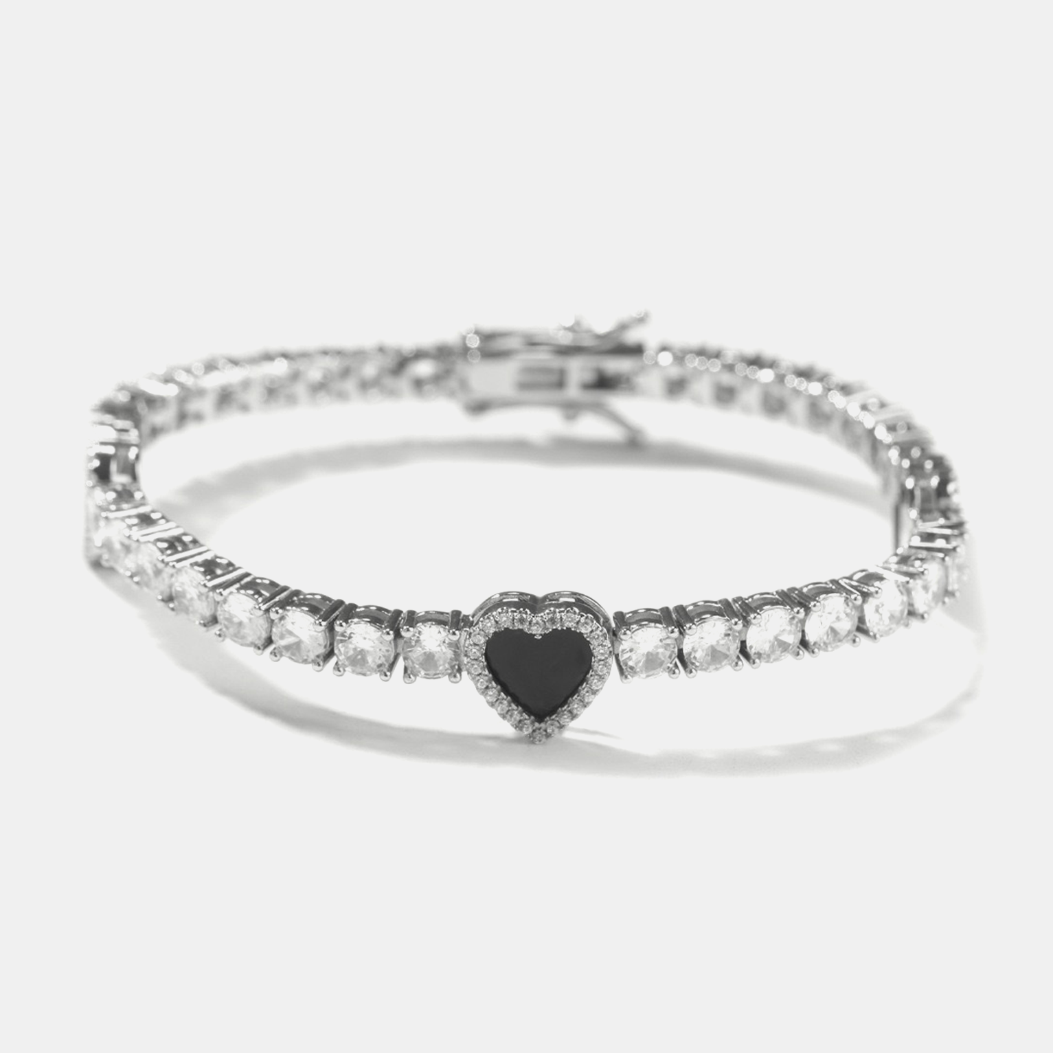 8mm Heart Tennis Link Bracelet - White Gold